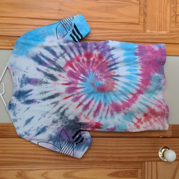 Adidas oversized tie dye t-shirt - Picture 2 of 3